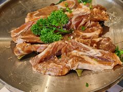 -草家酱蟹炭火烤肉店(珲春南路一店)