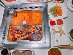 -海底捞火锅鲜切牛肉主题店(长寿路店)