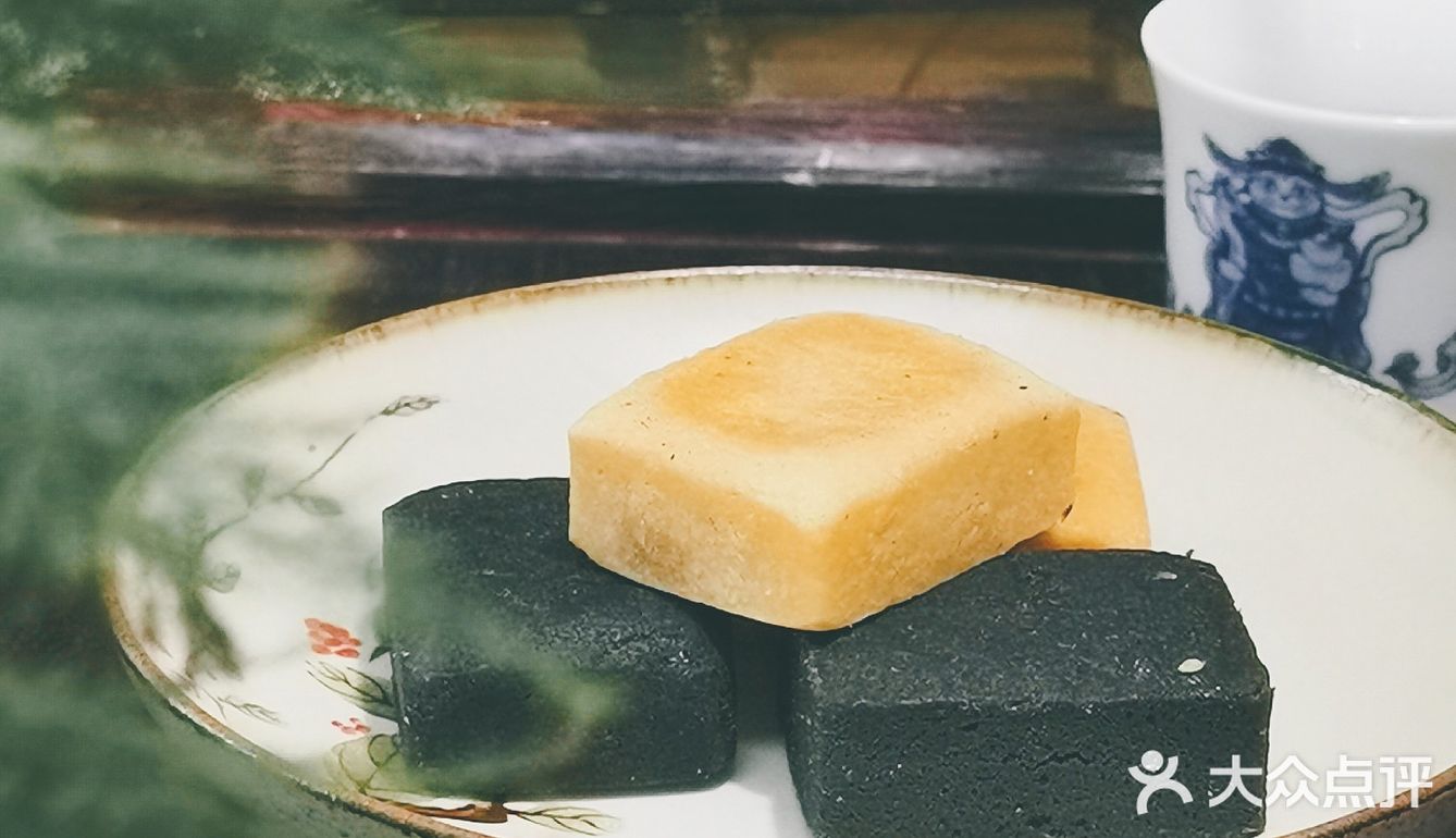 🌞江南西甜品店| 丰富月饼礼盒·让中秋更美好‼️ 