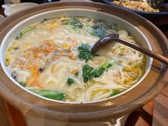 -云海肴·汽锅鸡·云南菜(天山百盛优客店)