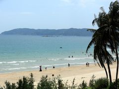 -亚龙湾亚泰商业街