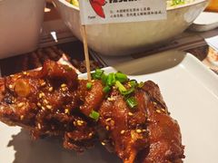 爆辣猪蹄-木屋烧烤(房山良乡店)