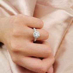 -威德钻石-克拉钻大本营(南京东路店)