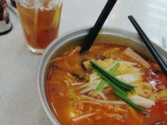 -汤小云火锅米线(钻汇广场店)