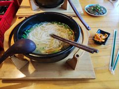 -勺子米线·云南传统小吃市集(四方街店)