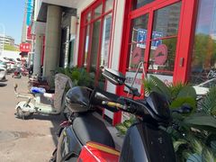 -必胜客(新中纬店)