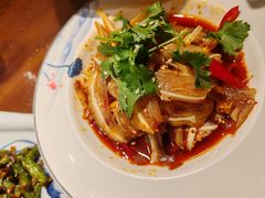 -川流不息·地道川菜·小龙虾(松东路店)