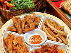 -蘑界·野生菌火锅(深业上城店)