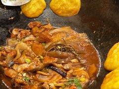 -小火炕铁锅炖鱼