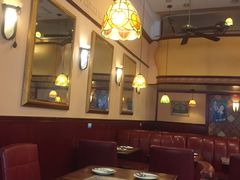 -玛格萝妮比萨屋(四平店)
