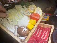 -满满初牛·炭烧牛肉专门店(国大店)
