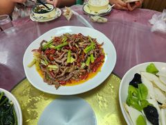 -洪霞餐馆