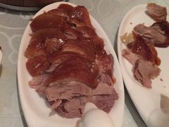 -湖庭壹品鸭王·传统北京烤鸭·别墅私房菜·庭院宵夜(江宁店)