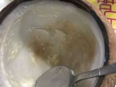 原只椰子炖牛奶-民信老铺(东方广场店)