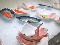-锤头鲨毛肚海鲜烤肉自助餐厅(国购广场店)