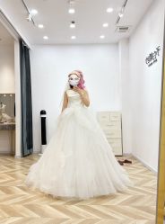 -予白婚纱礼服馆