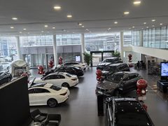 -北京鹏龙瑞星奔驰4s店(来广营店)