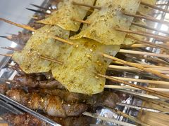 -烤满分·东北烧烤(首经贸店)