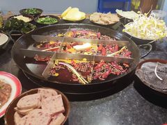 -利姐牧牛匠老火锅(兰花店)