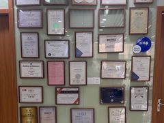 -茂菊口腔连锁(浦东南路店)