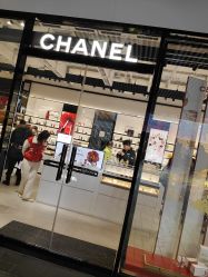 -Chanel