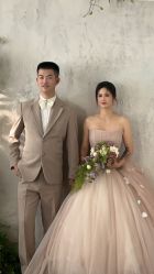 -雪中彩影婚纱摄影·微光艺术中心