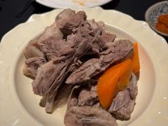 -阿里家·新疆烤肉酒場 by MIG