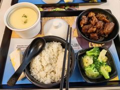 茶树菇老鸭饭-老娘舅(杭州东站店)
