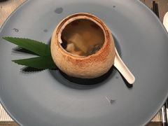 乌鸡海味椰子汤-彩丰楼中餐厅·仁恒洲际酒店