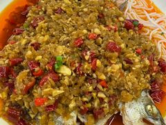 油浸鱼（四代）-堂瓦里·33年传统赣菜(第一街区店)