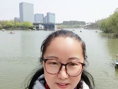 -大宁郁金香公园-停车场