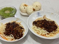 炸酱面-李与白包子铺(桐梓林店)
