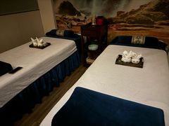 -新盈光·云会所(百丈东路店)