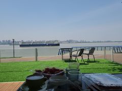 -游心咖啡(青山滨江店)