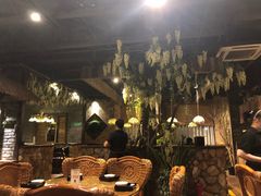 -春天里·老街坊餐厅(港隆广场店)