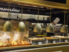 -川骄海鲜自助(王府井奥莱UP TOWN店原世界之花店)