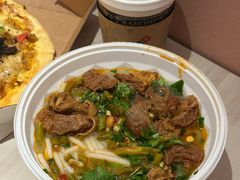 -达美乐比萨(南京路店)