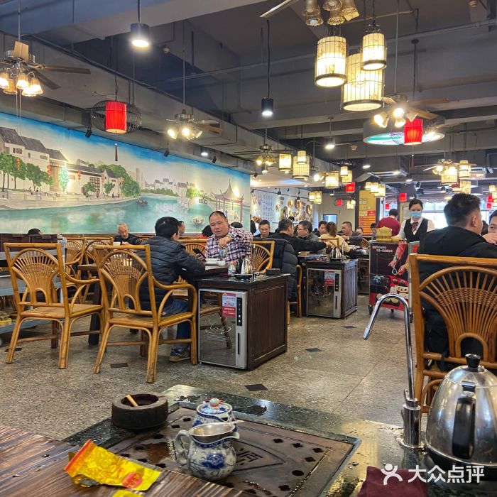 丰圆轩粤式茶楼·中山菜(中山二路店)大堂图片