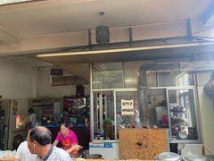 -茅屋大酒店