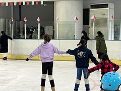 -冠军冰场CHAMPION RINK(百联又一城店)