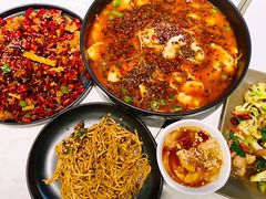 -本来精品川菜(嘉里中心店)