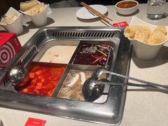 -海底捞火锅鲜切牛肉主题店(长寿路店)