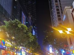 -八一好吃街·高品美食广场