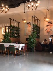 -江阴偶来路儿童摄影(江阴市新体育中心体育场店)