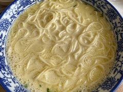 -雪琴面馆富安特色鱼汤面(城中花园店)