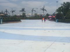 -汤山欢乐水世界
