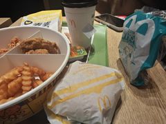 -麦当劳(四平路店)