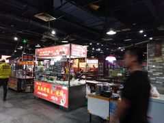 -食上东新街美食街区(民乐新都会店)