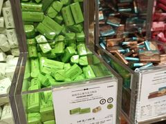 -VENCHI 闻绮(上海佛罗伦萨小镇店)