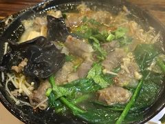 -万和春排骨砂锅米饭(湖北路店)